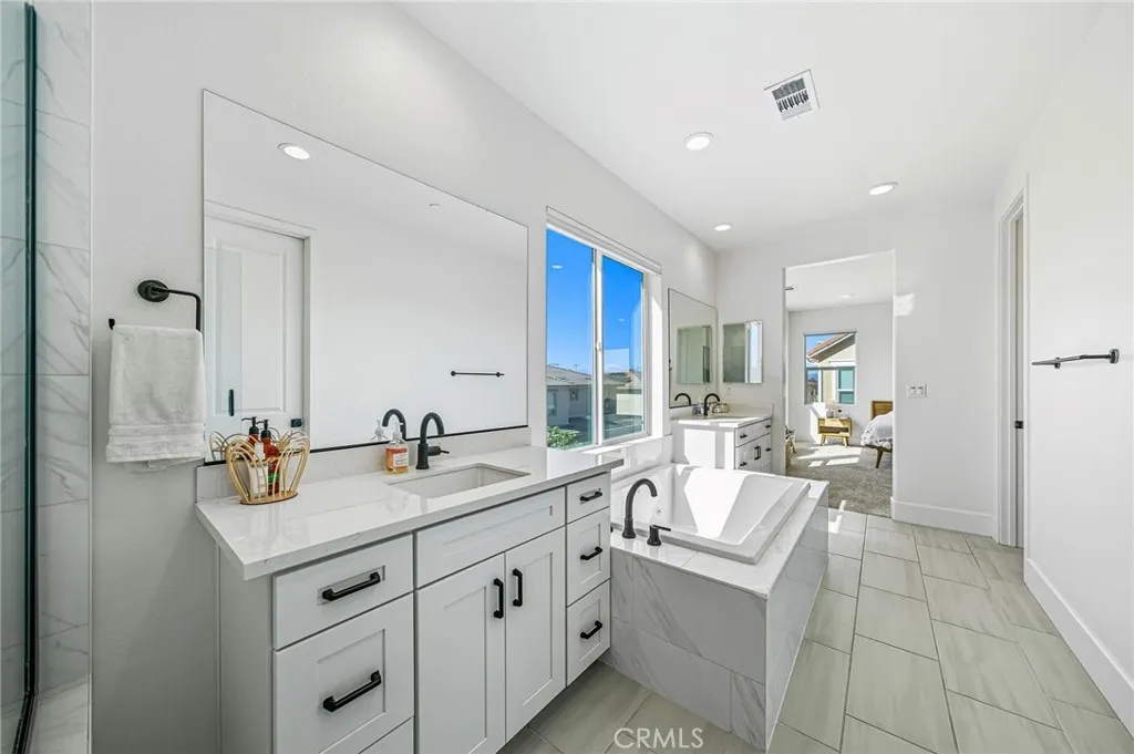 32017 Radiant Drive, Temecula, California 92591 home-pic-42